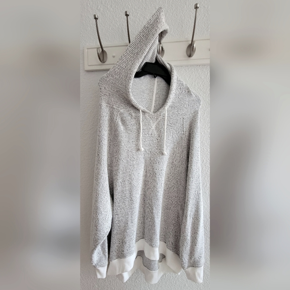 Brand New Lou & Grey Cotton Blend Hooded Sweater